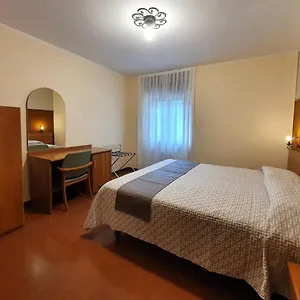 Altavilla Meuble Hotell