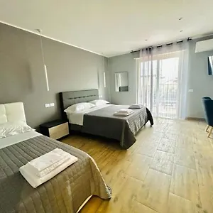 Aqua - And Bed & Breakfast Milazzo
